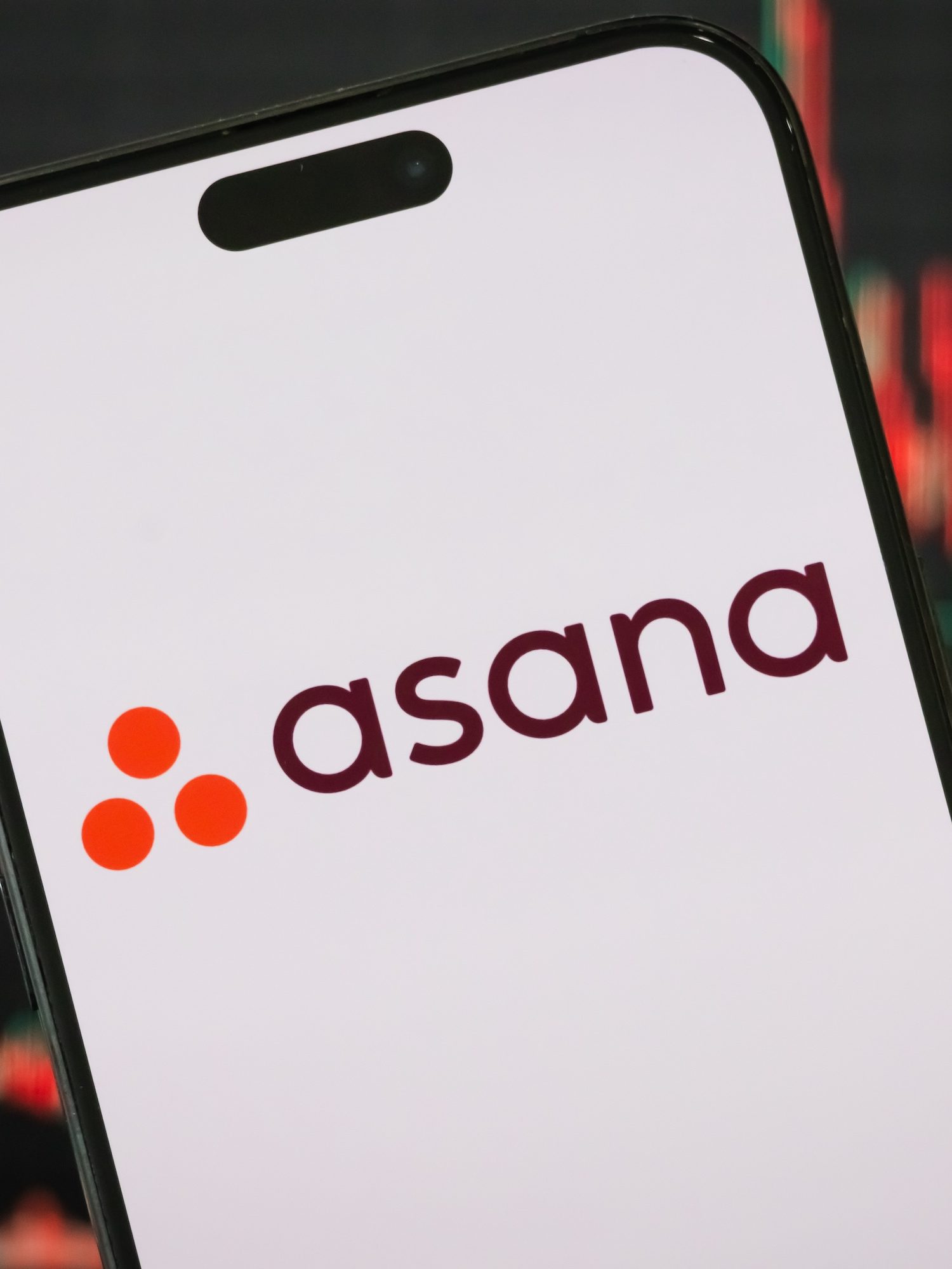 Is Asana Down Today? Update on the Tool Amid AWS Outage