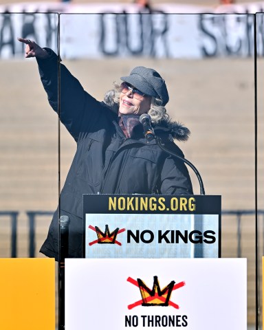 MINNEAPOLIS, MINNESOTA - MARCH 28: Jane Fonda speaks during the "No Kings" Rally Concert at the Minnesota State Capitol on March 28, 2026 in Minneapolis, Minnesota. (Photo by Astrida Valigorsky/Getty Images)