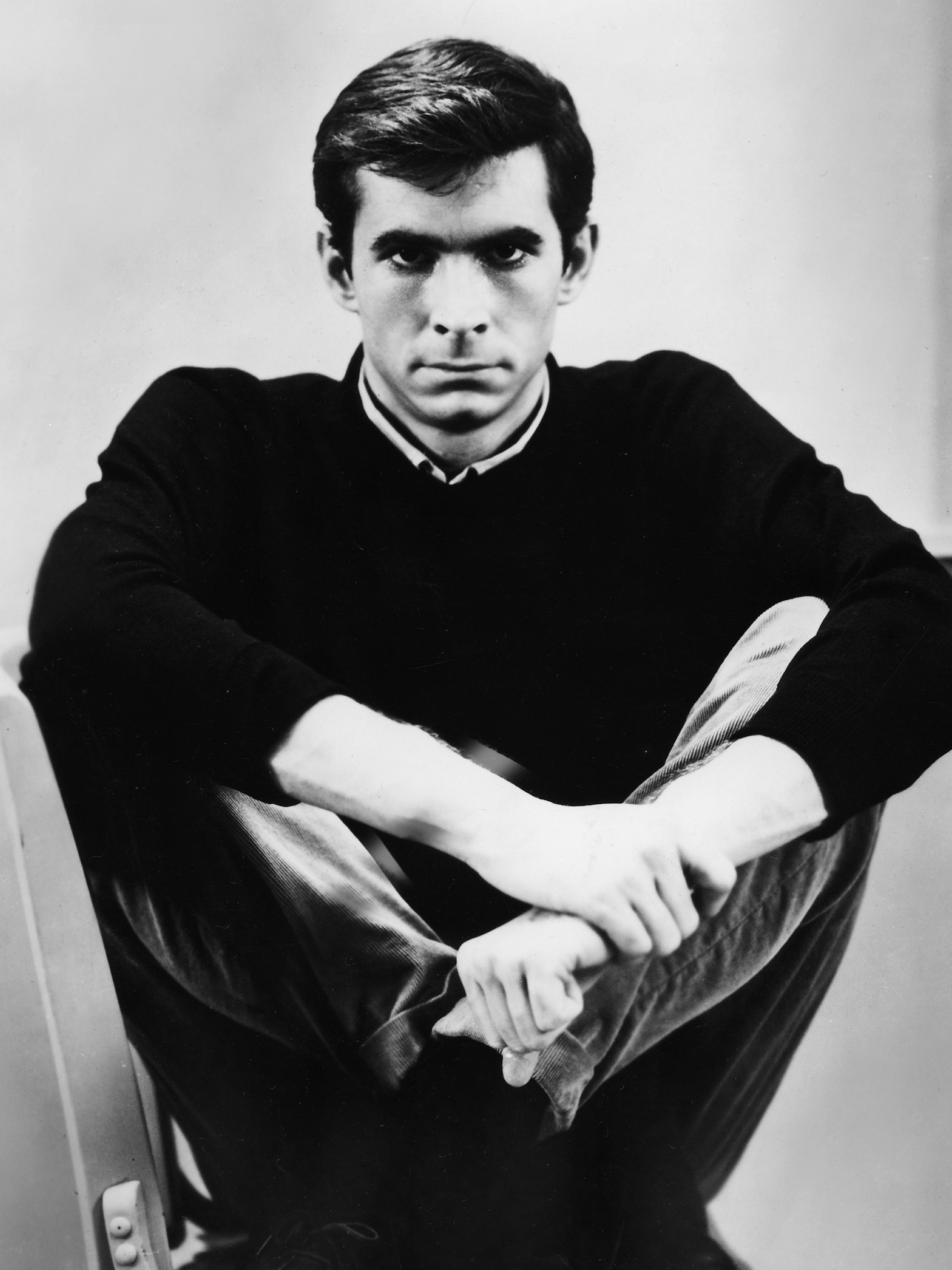 (Eingeschränkte Rechte für bestimmte redaktionelle Kunden in Deutschland. Limited rights for specific editorial clients in Germany.) Perkins, Anthony - Actor, USA - *04.04.1932-12.09.1992+ Scene from the movie 'Psycho'' Directed by: Alfred Hitchcock USA 1960 Vintage property of ullstein bild (Photo by ullstein bild/ullstein bild via Getty Images)