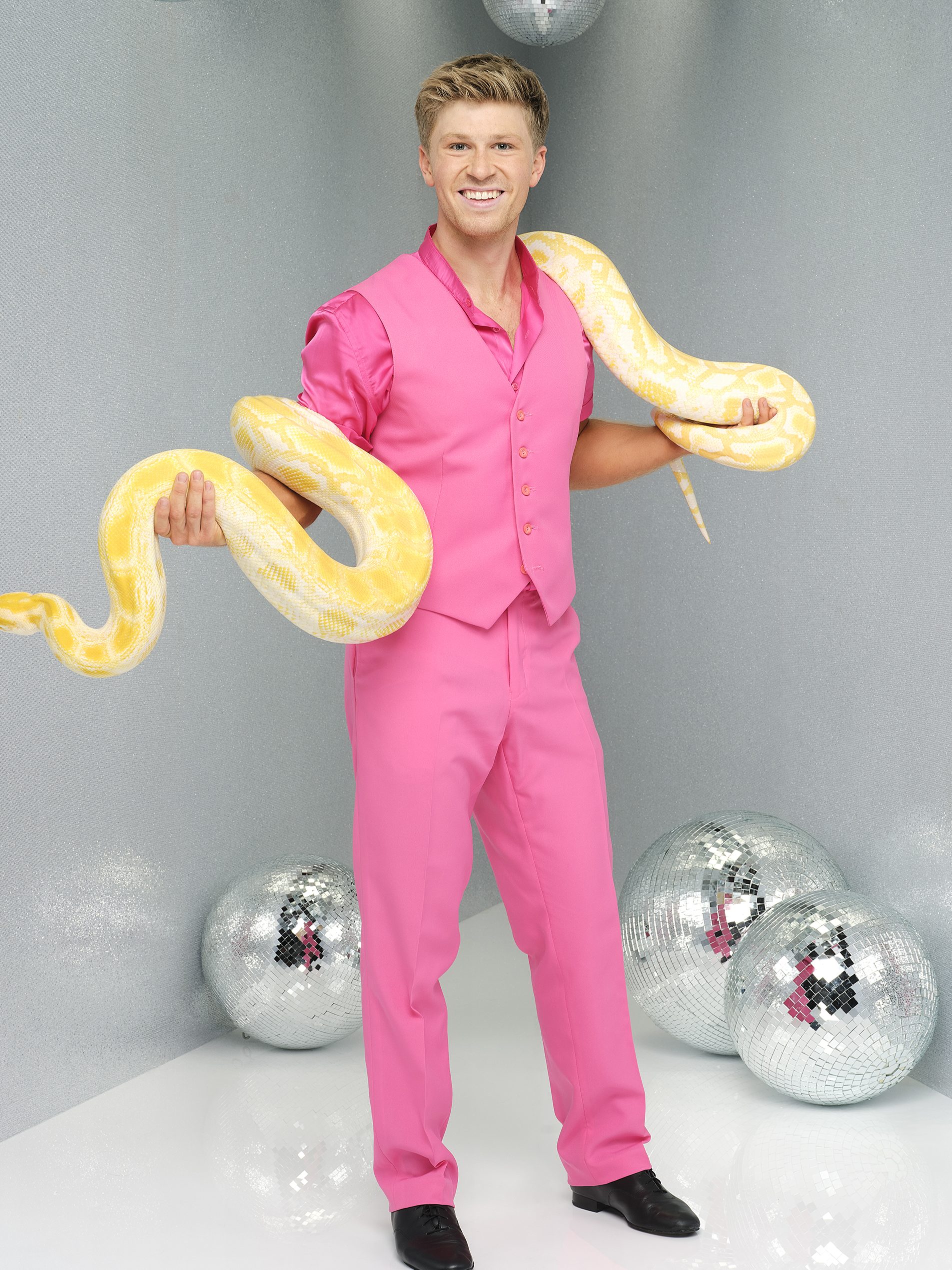 Does Robert Irwin Have a Girlfriend? Inside the 'DWTS' 2025 Winner's Dating Life