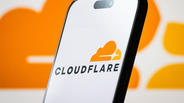 What Is Cloudflare? Go Behind the 'Please Unblock Challenges' System-Wide Outage