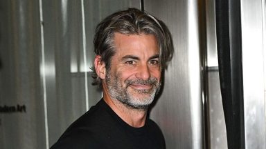  How Much Money Jennifer Aniston's Boyfriend Has