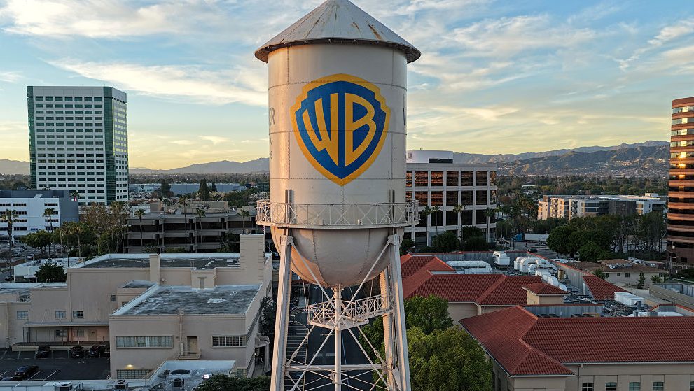 Wie is eigenaar van HBO? Over de streamer te midden van de Paramount-Warner Bros-deal – Hollywood Life
