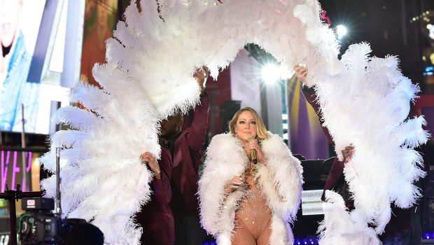 Best Celebrity New Year's Eve Performances: Jennifer Lopez & More In Times Square