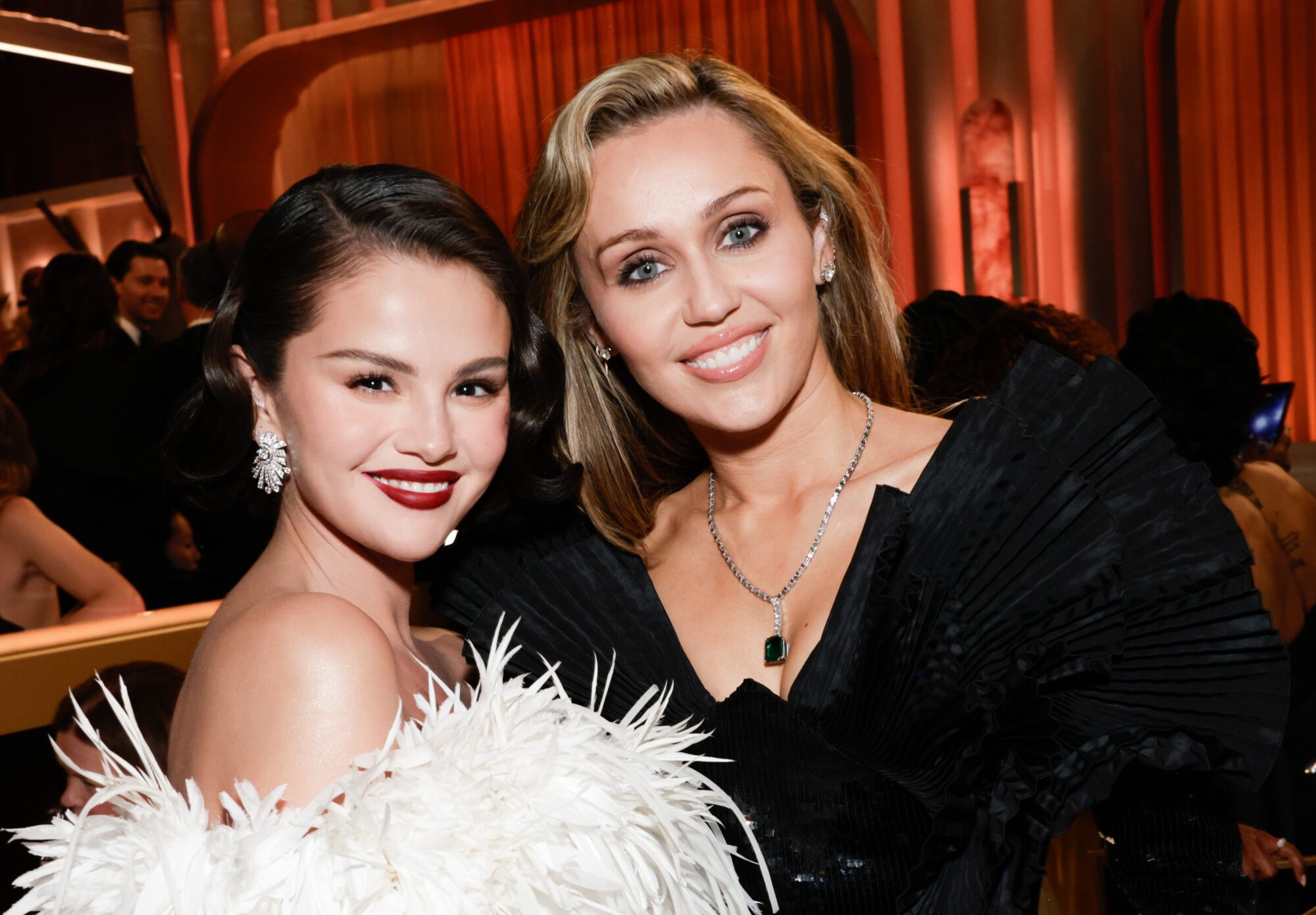 Golden Globes Awards Behind-the-Scenes Moments in Photos