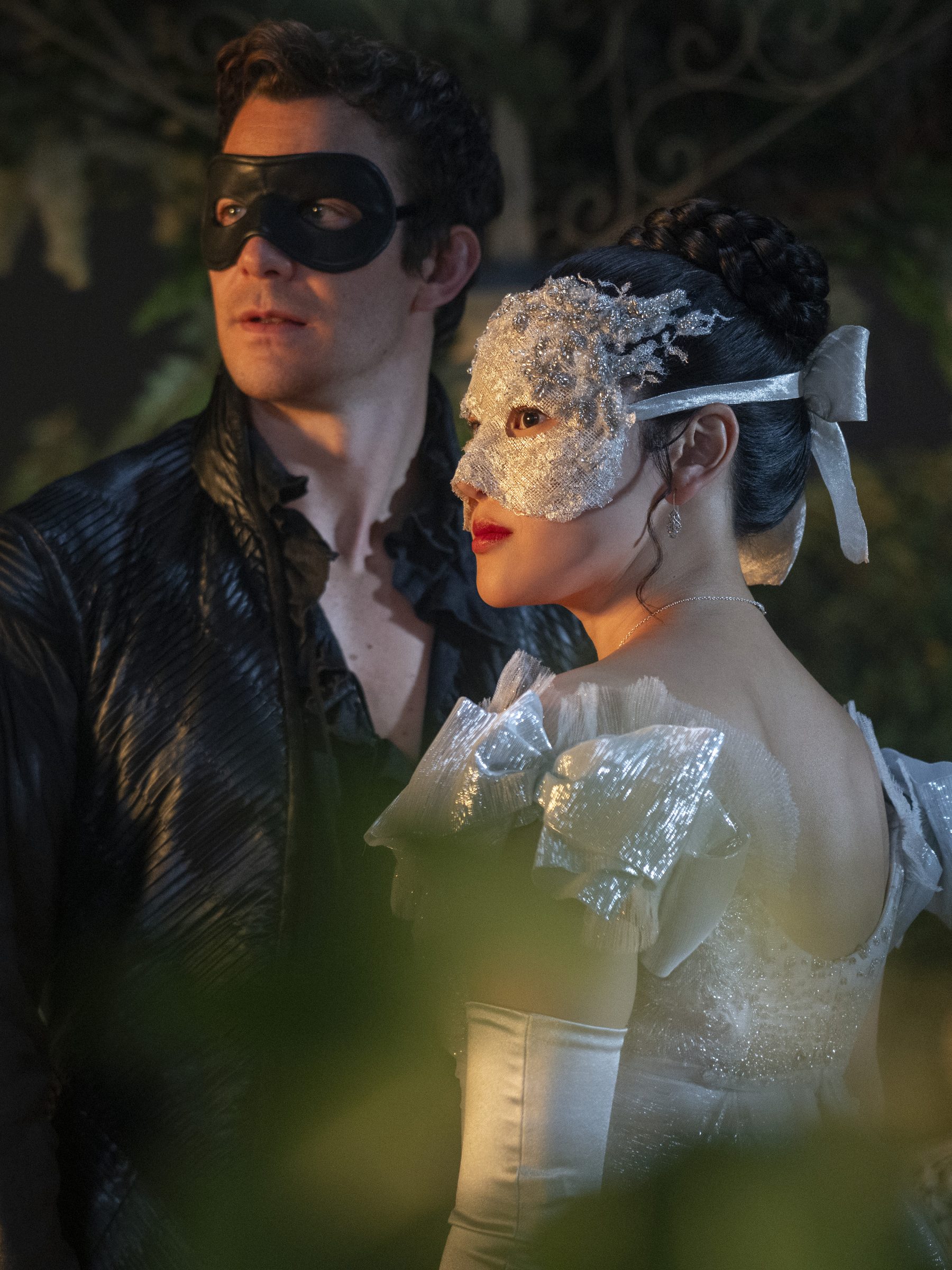 'Bridgerton' Cast: Meet the Main Actors in Season 4