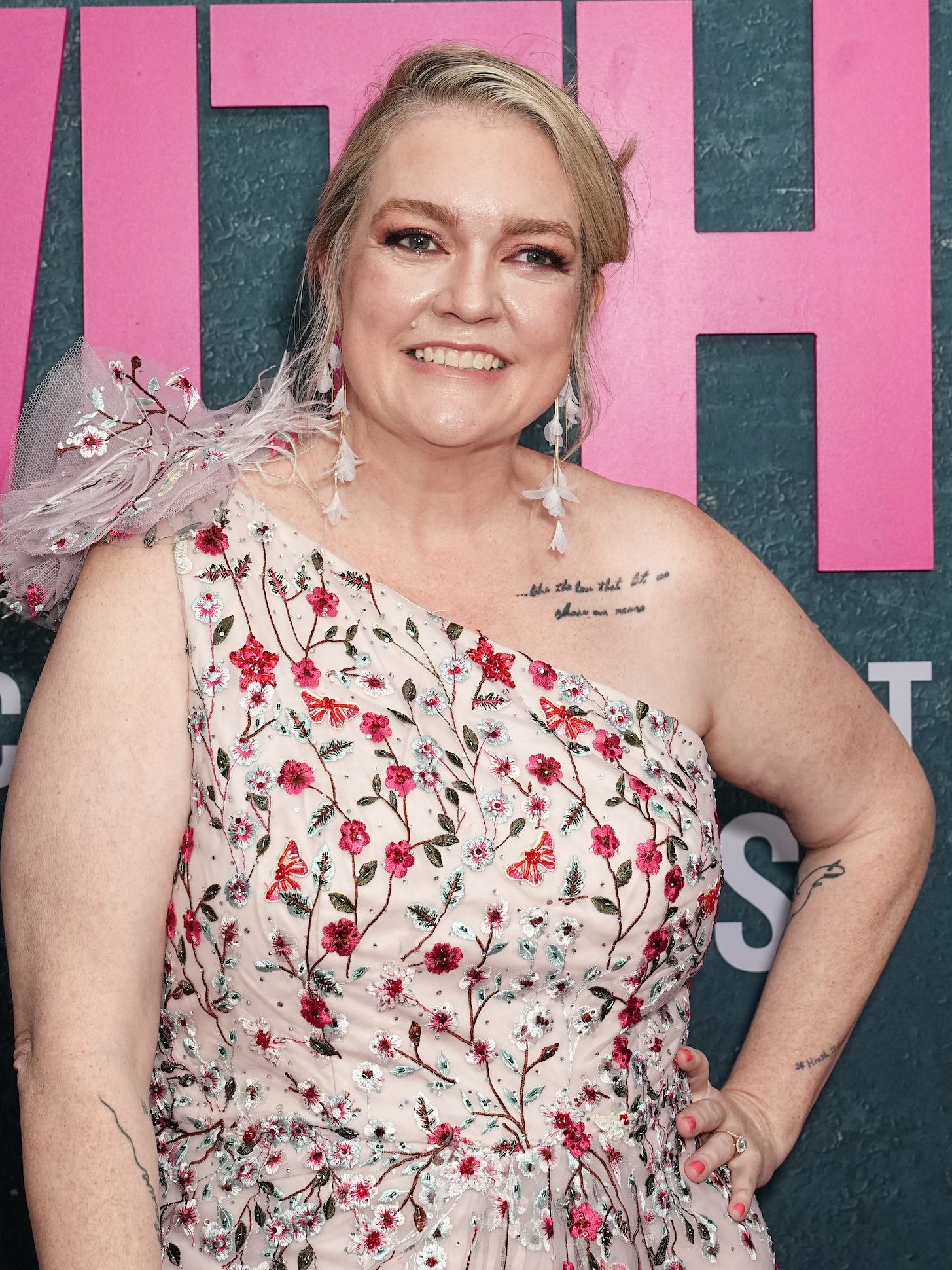 Does Colleen Hoover Have Cancer? What We Know About the Author's Health