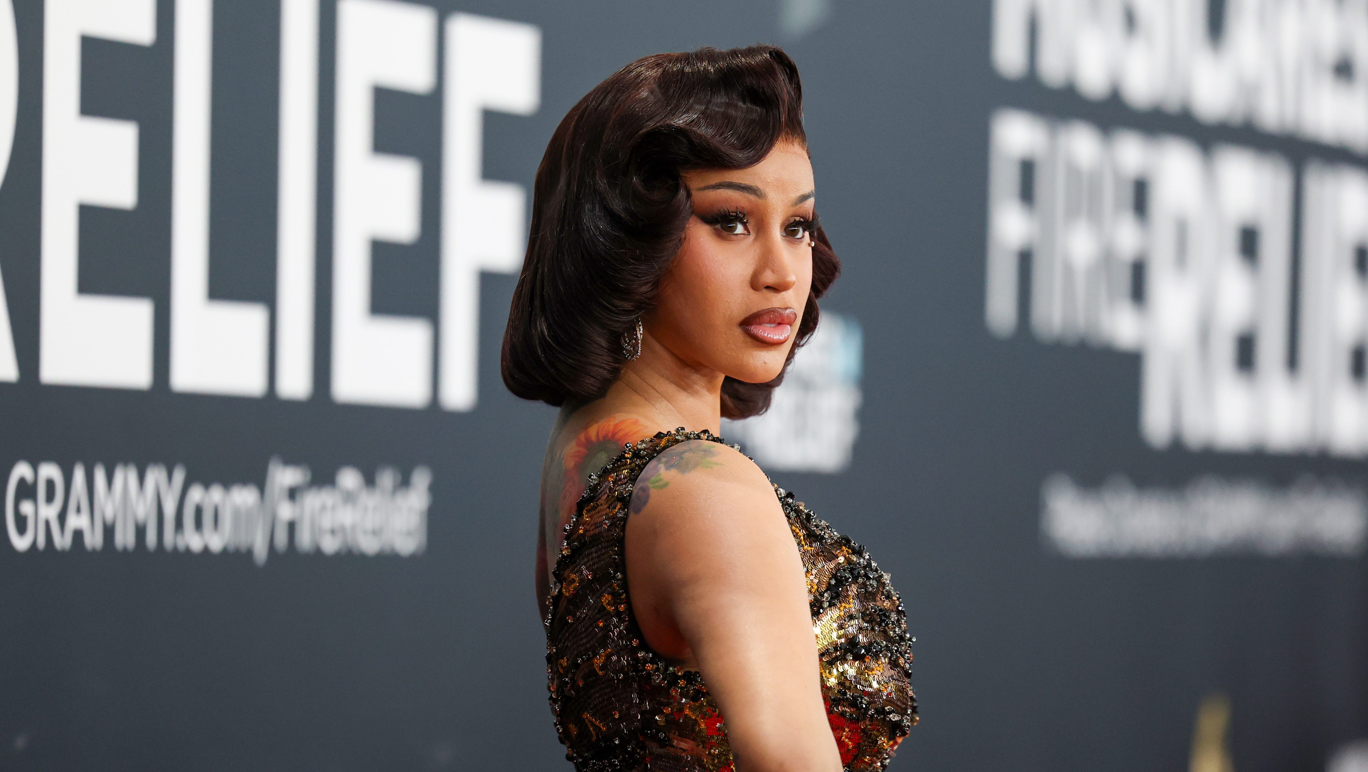 ¿Quiénes son los padres de Cardi B? Todo lo que debes saber sobre su madre y su padre – La vida en Hollywood