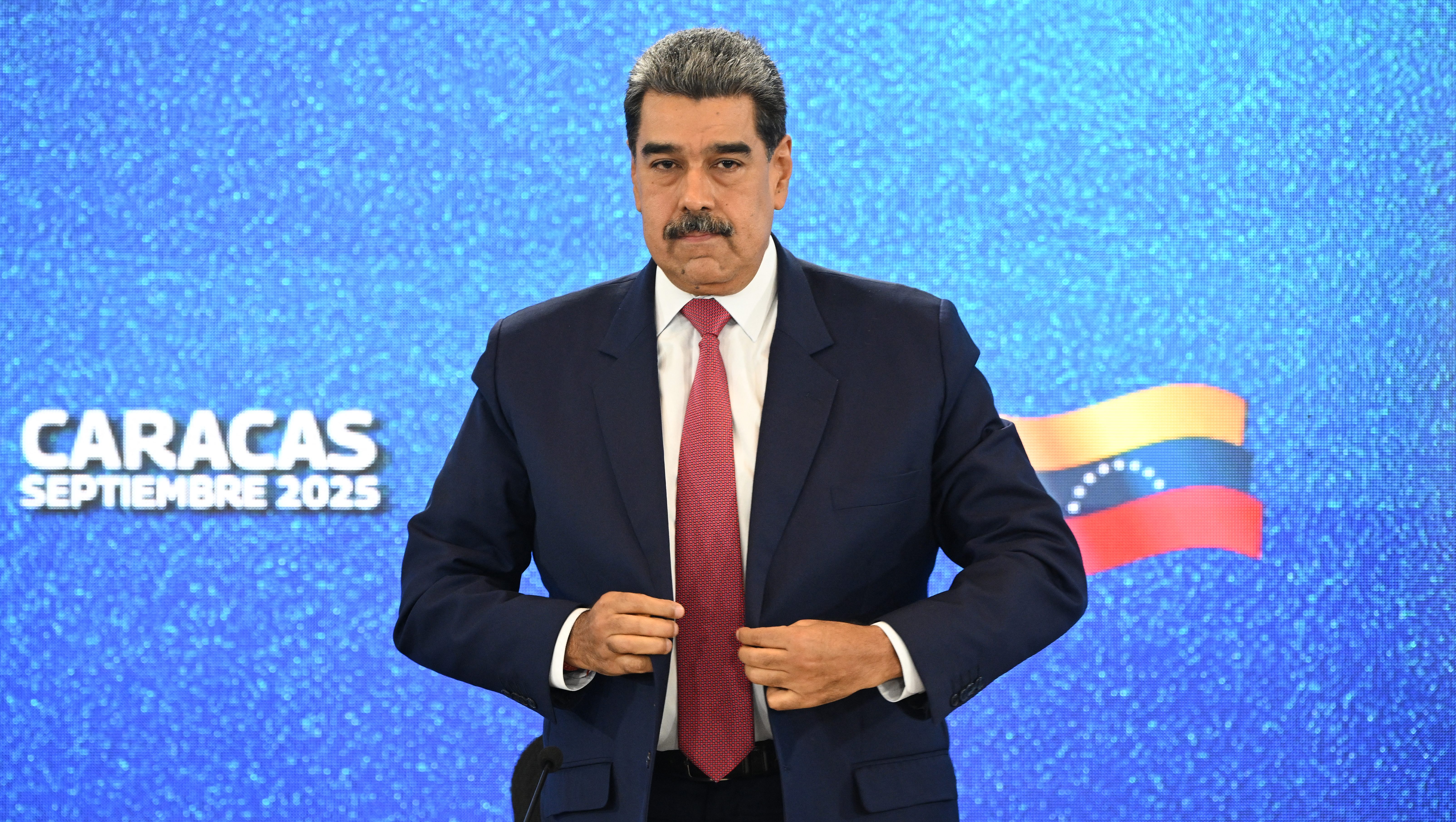 Waar zijn Maduro en zijn vrouw nu? Updates tijdens de arrestatie van Trump: leven in Hollywood