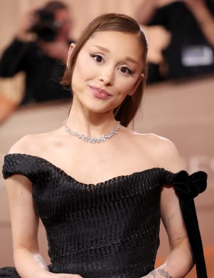 BEVERLY HILLS, CALIFORNIA - JANUARY 11: (FOR EDITORIAL USE ONLY) Ariana Grande attends the 83rd annual Golden Globe Awards at The Beverly Hilton on January 11, 2026 in Beverly Hills, California. (Photo by Kevin Mazur/Getty Images)