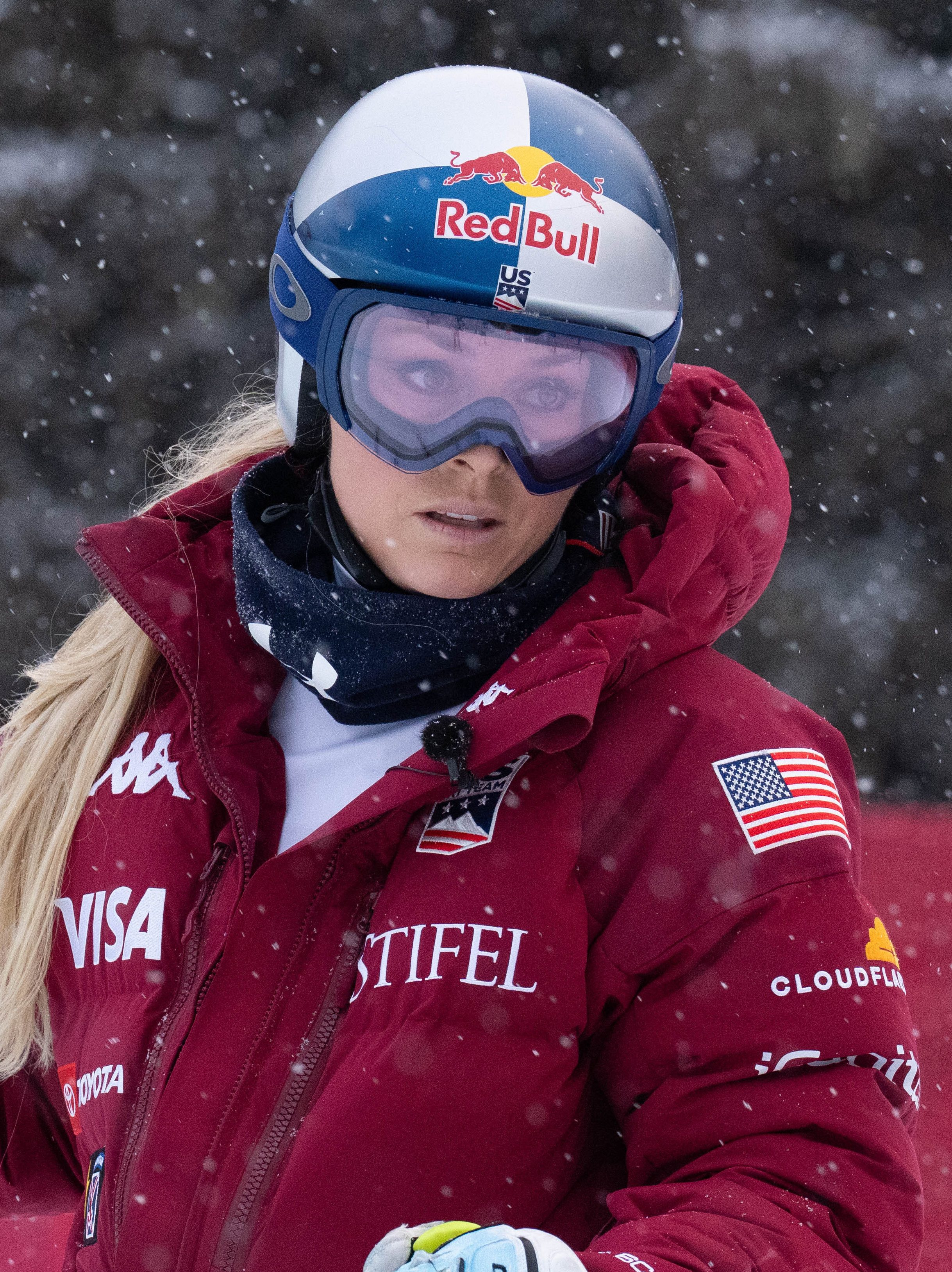 Lindsey Vonn Pre-Olympics Ski Crash: Injury & Recovery Updates
