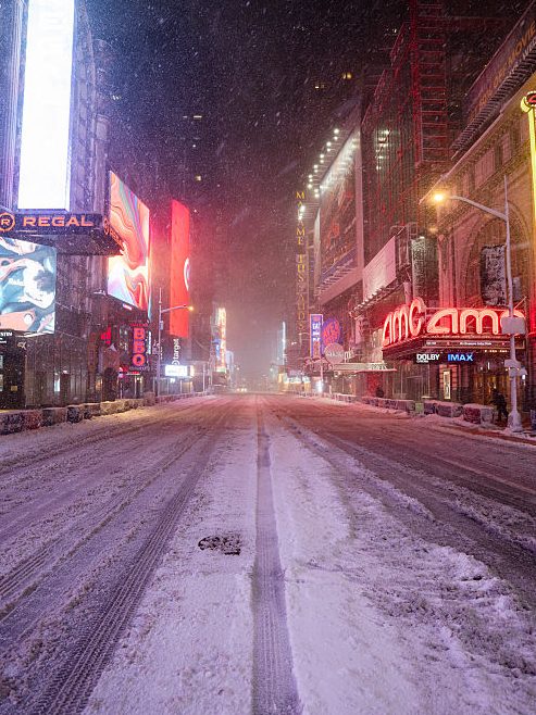 How Long Will the Travel Ban in NYC Last? Updates Amid Blizzard