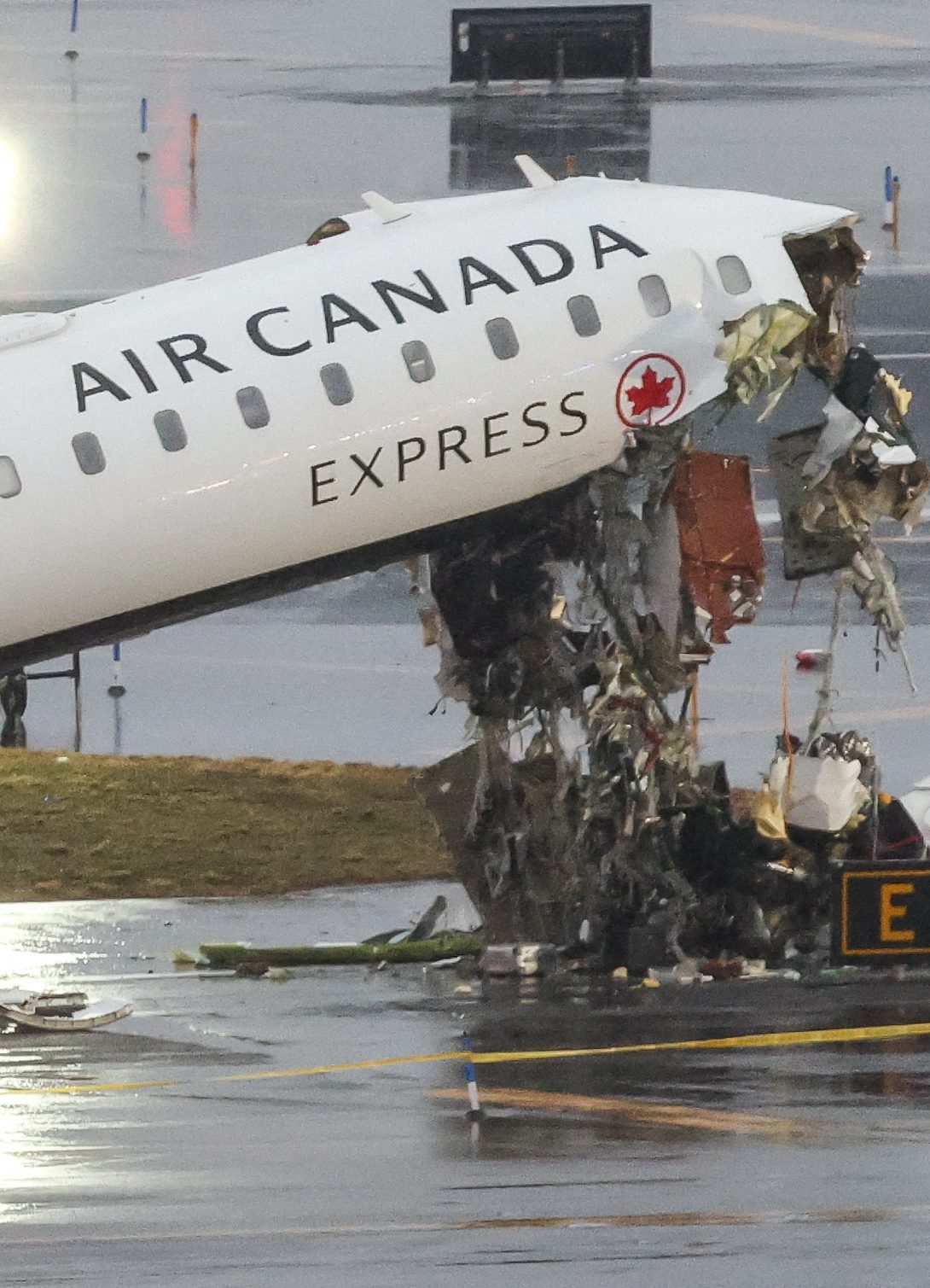 LaGuardia Air Canada Plane Crash Cause: How Did it Happen?