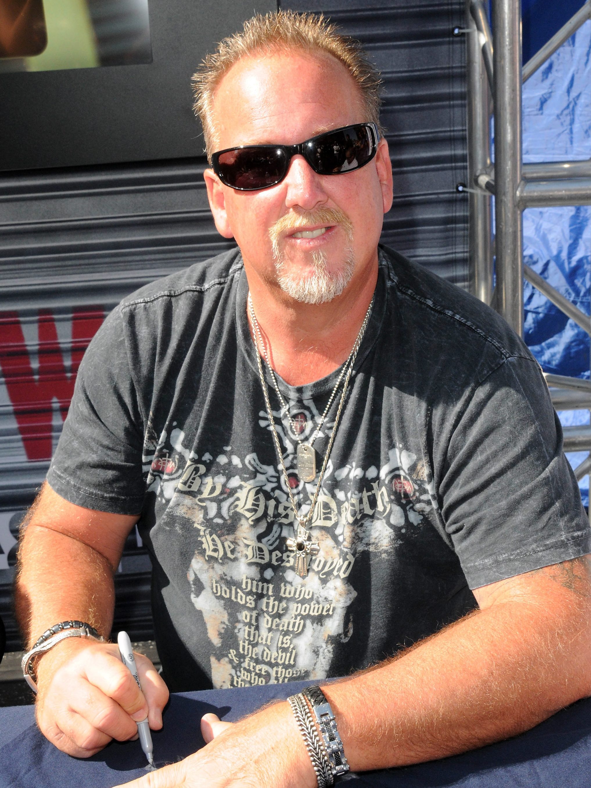 Who Was Cyberbullying 'Storage Wars' Star Darrell Sheets Before He Died?