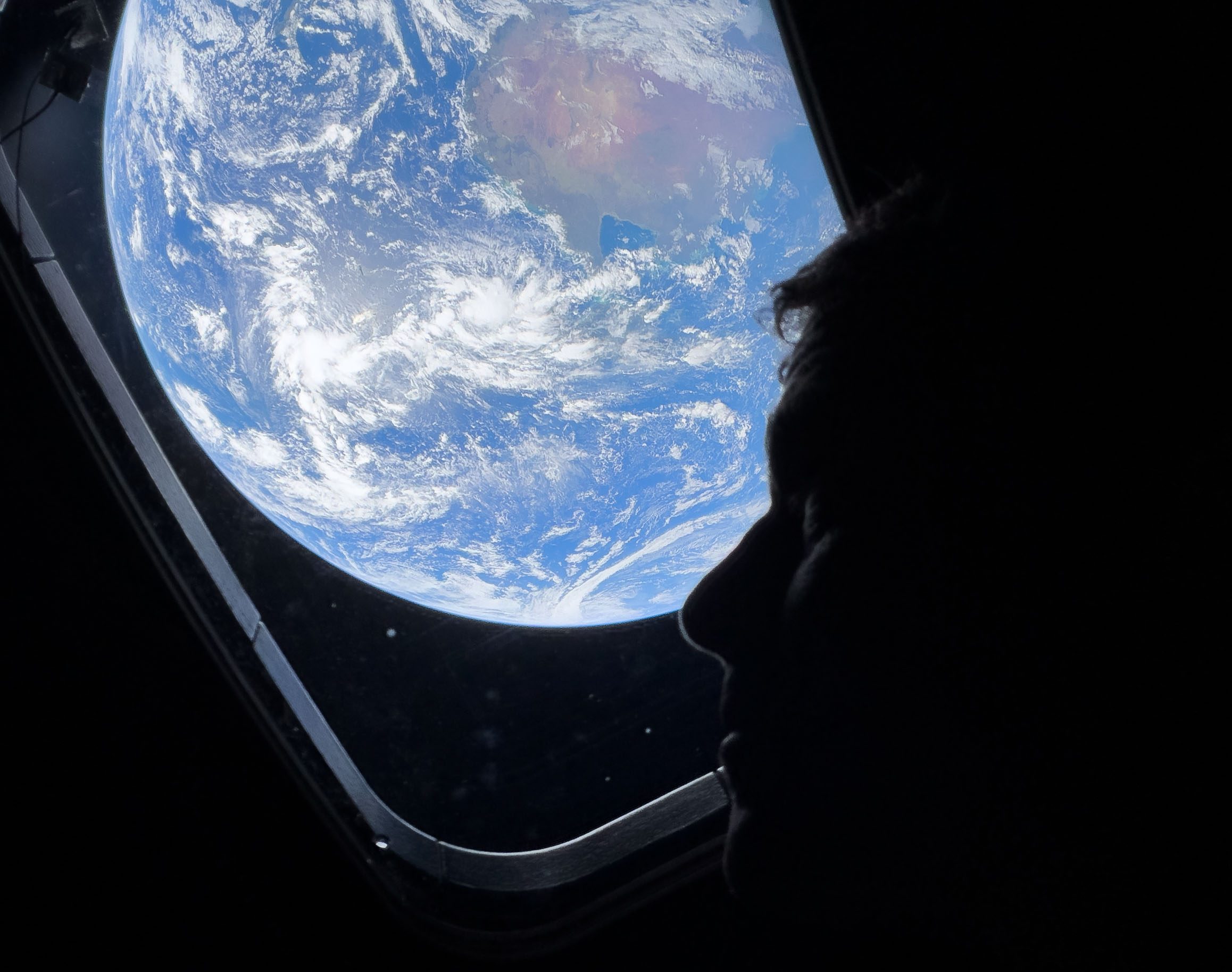 Artemis 2 Photos: Pictures of the Moon, Earthset, Eclipse & More