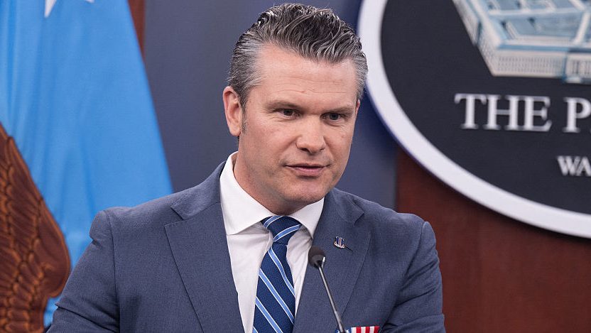 Citeerde Pete Hegseth ‘Pulp Fiction’ in zijn gebedsdienst in het Pentagon? – Hollywood-leven