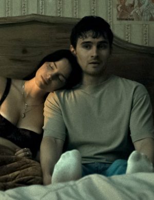 OBS_FP_00039_R Inde Navarrette stars as Nikki and Michael Johnston as Bear in OBSESSION, a Focus Features release. Credit: Courtesy of Focus Features / © 2026 FOCUS FEATURES LLC