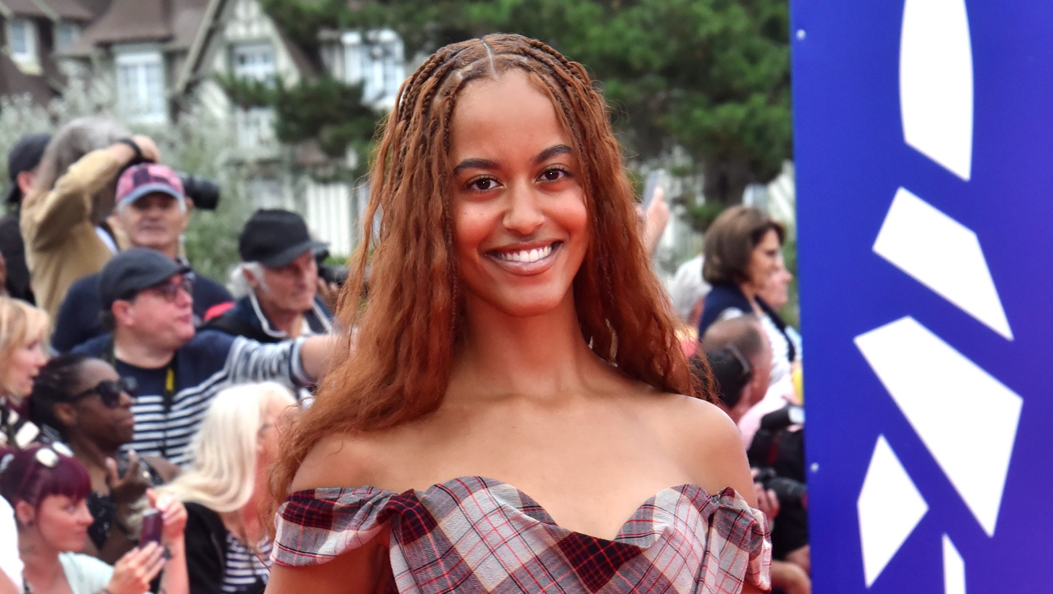 Malia Obama Net Worth: How Much Money Barack Obama’s Eldest Daughter Has