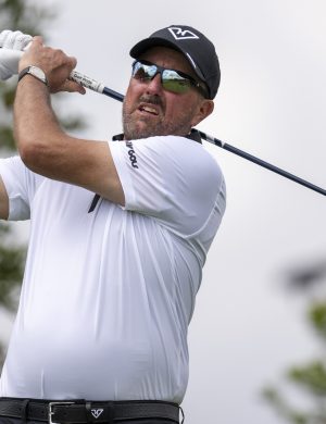 Phil Mickelson Kicked Out of Golf Club